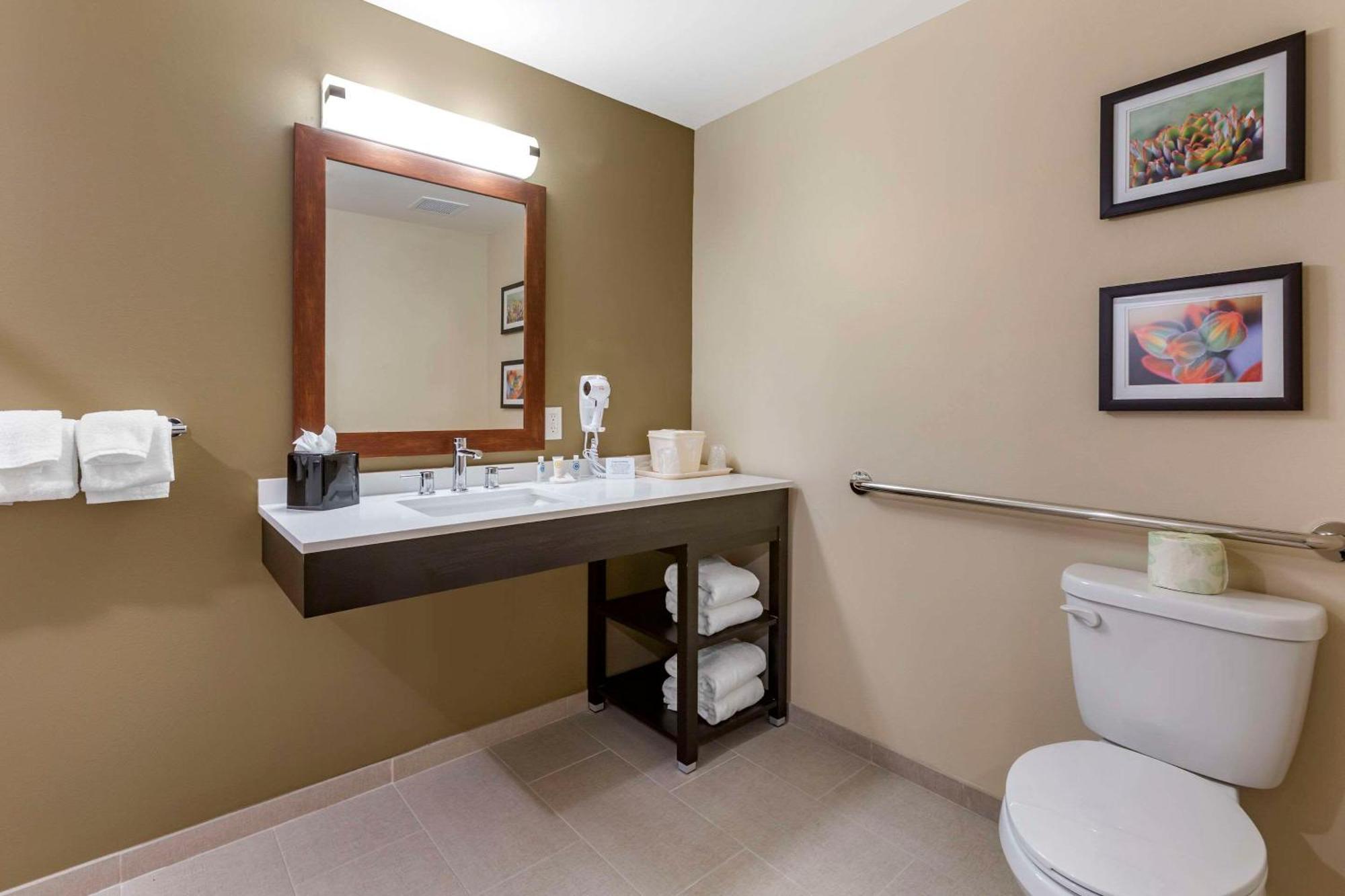 Comfort Suites Albuquerque Airport Esterno foto